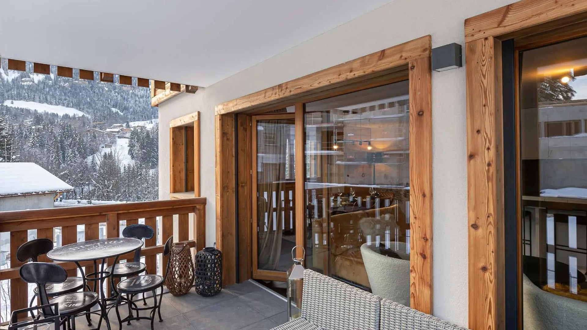 Chic Appartement Alpin A Megeve Avec Balcon Et Parking Couvert - Fr-1-569-74 0*,  France